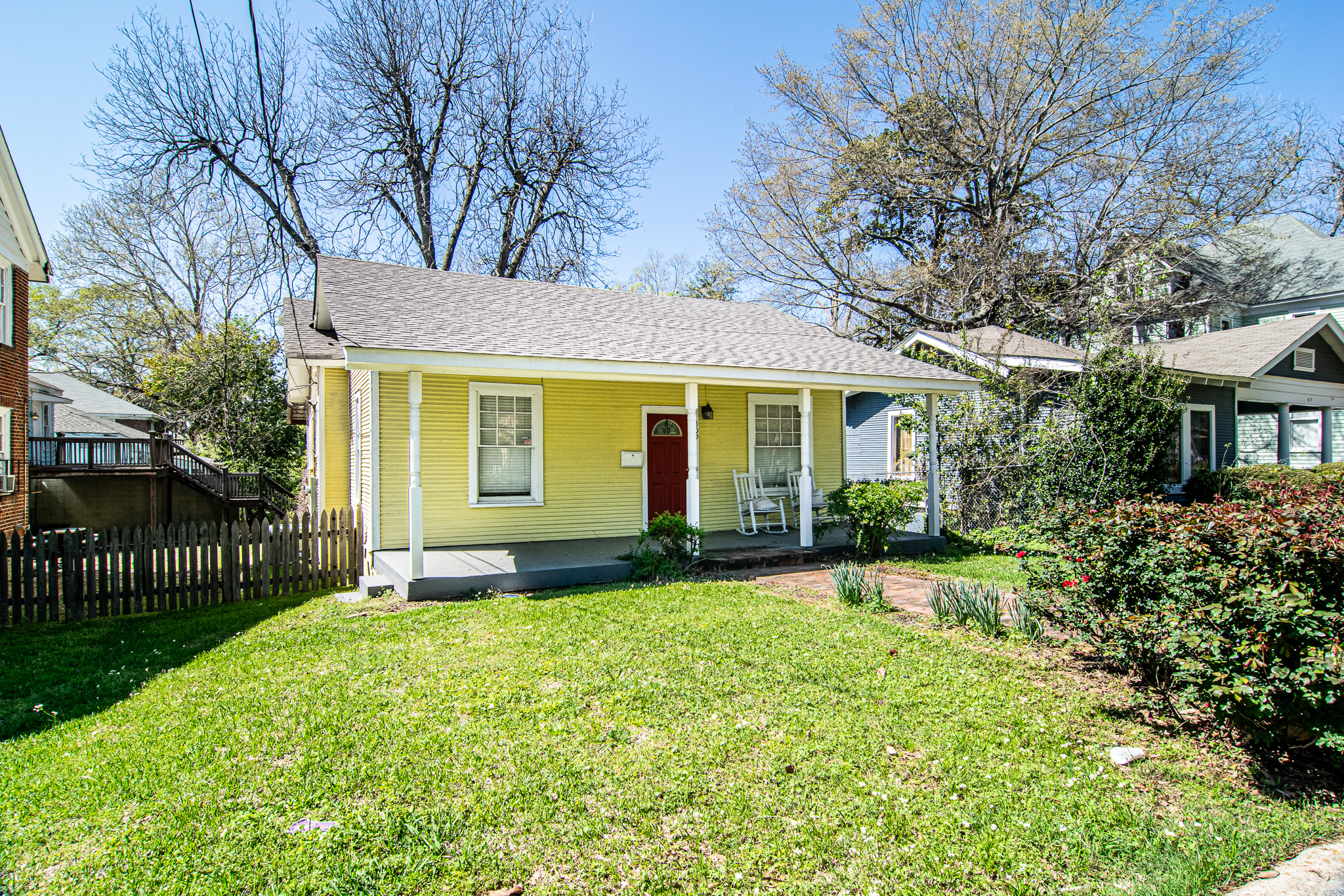 Property main image